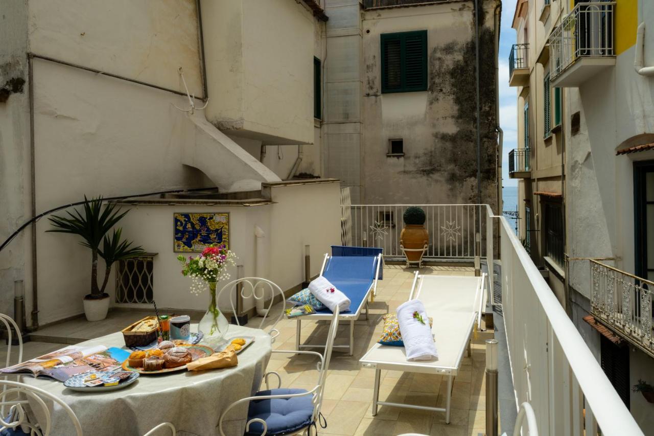 Scirocco - Amazing Flat With Terrace In The Center Apartment Амалфи Екстериор снимка