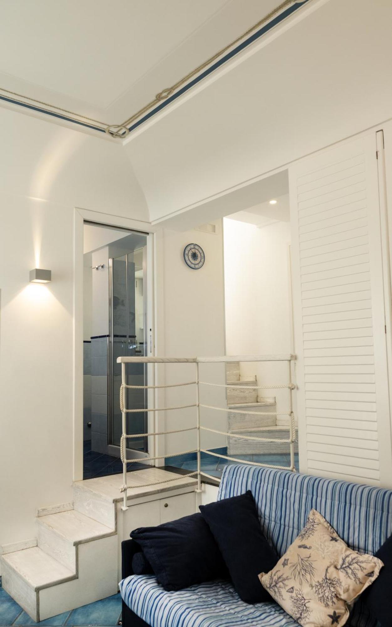 Scirocco - Amazing Flat With Terrace In The Center Apartment Амалфи Екстериор снимка